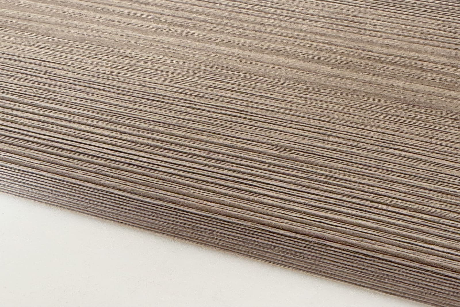 Горная лиственница матовый LDS-30 Moeller